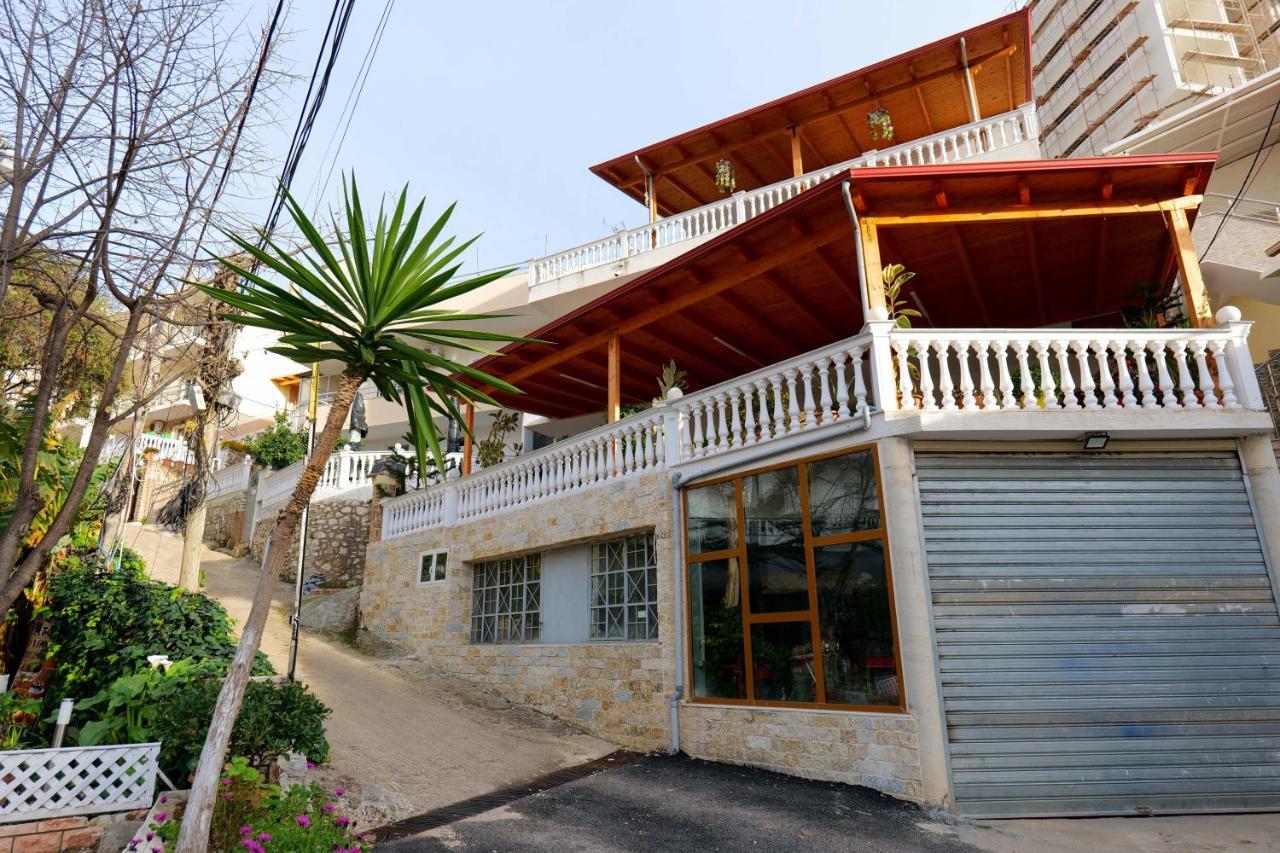 Vila Jon'A Sarandë Exterior foto