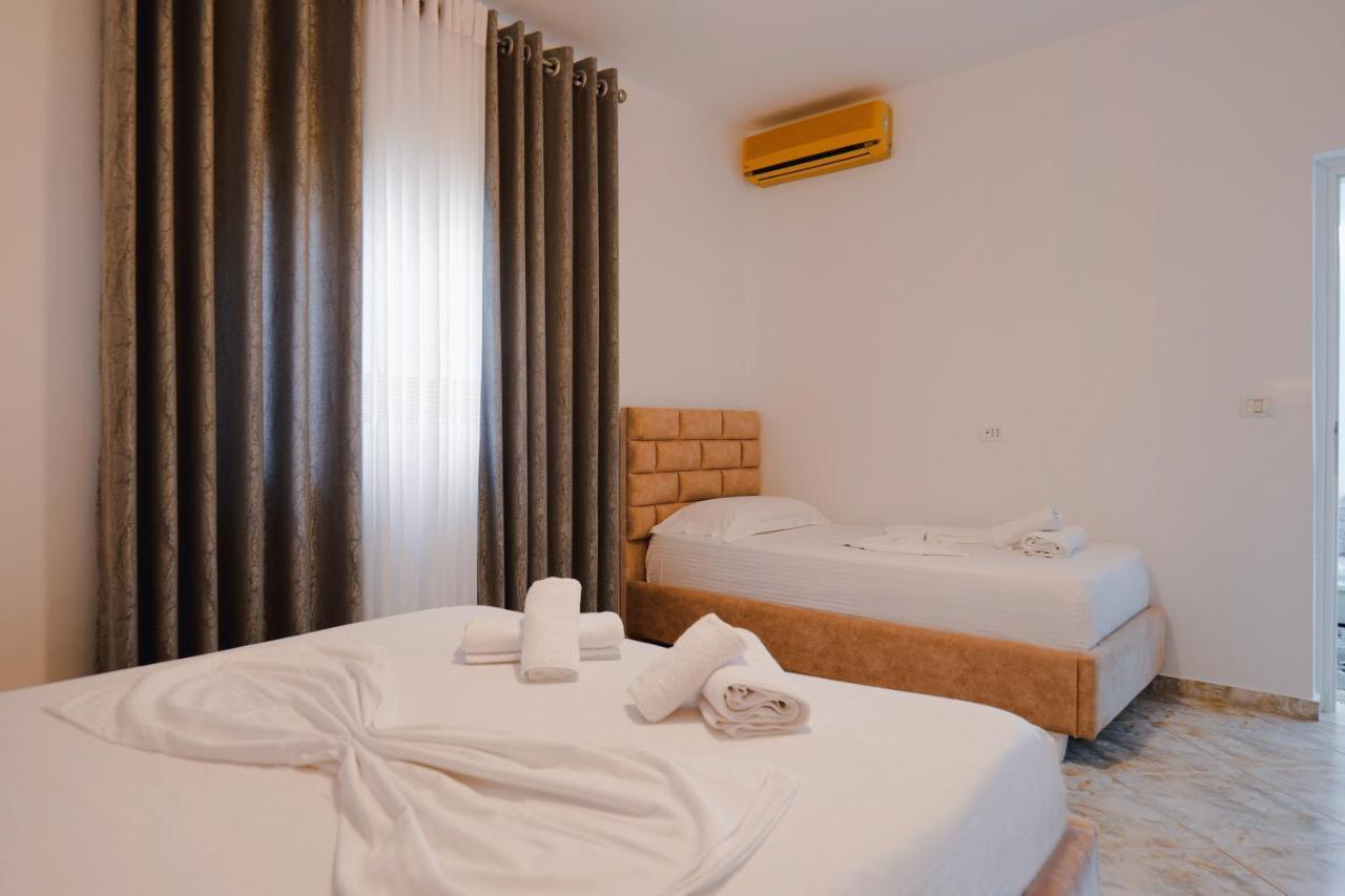Vila Jon'A Sarandë Exterior foto