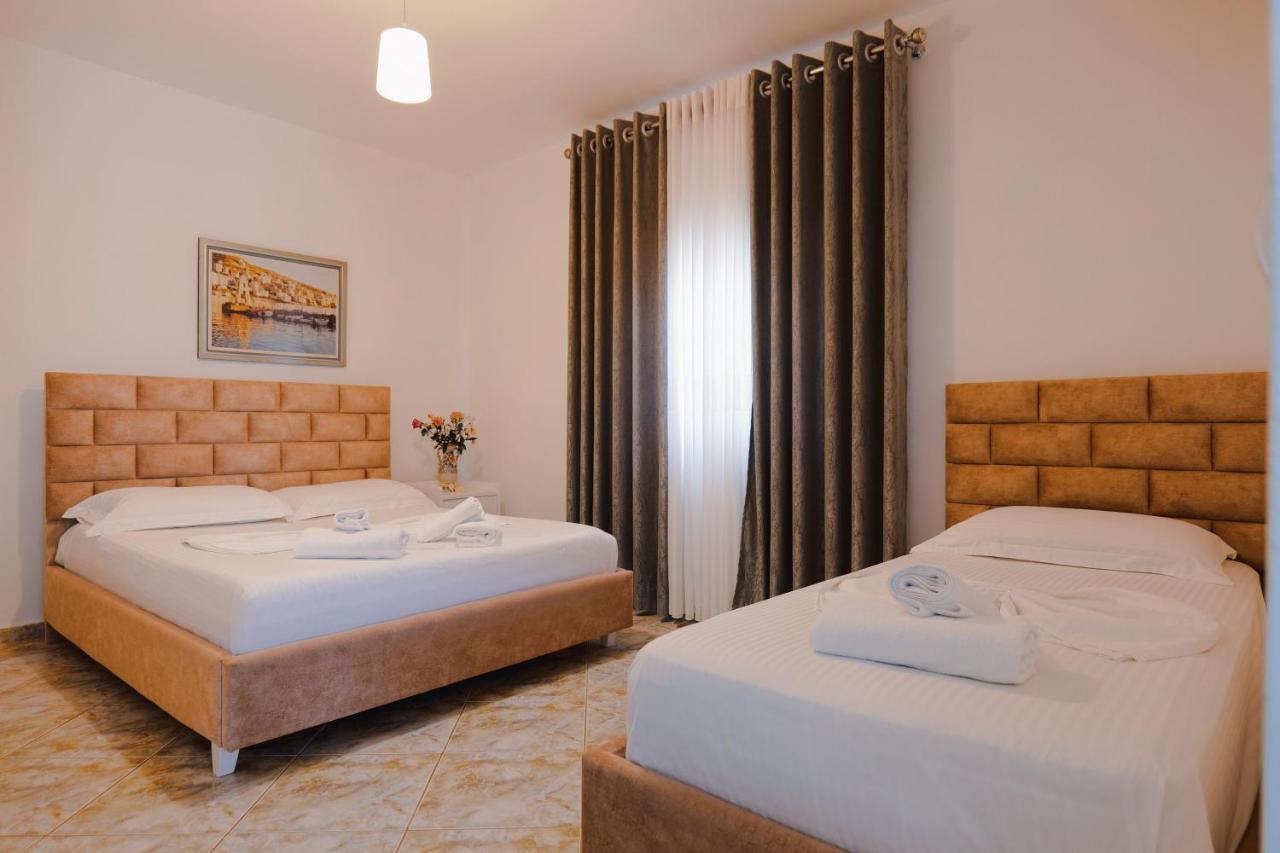 Vila Jon'A Sarandë Exterior foto