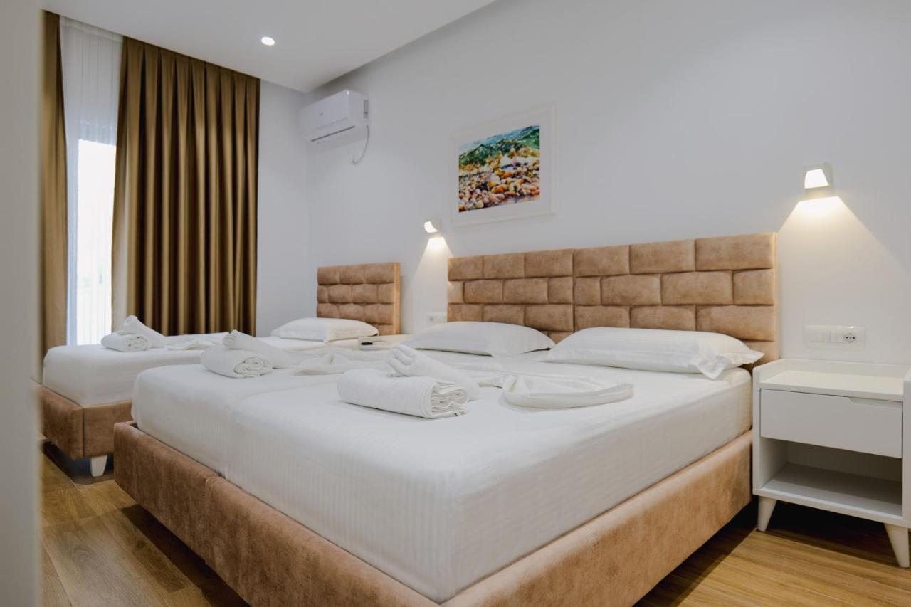 Vila Jon'A Sarandë Exterior foto