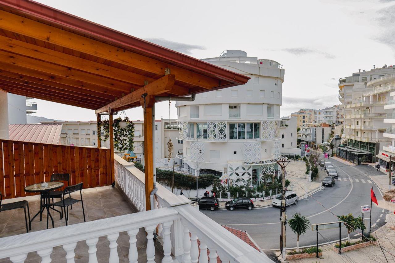 Vila Jon'A Sarandë Exterior foto