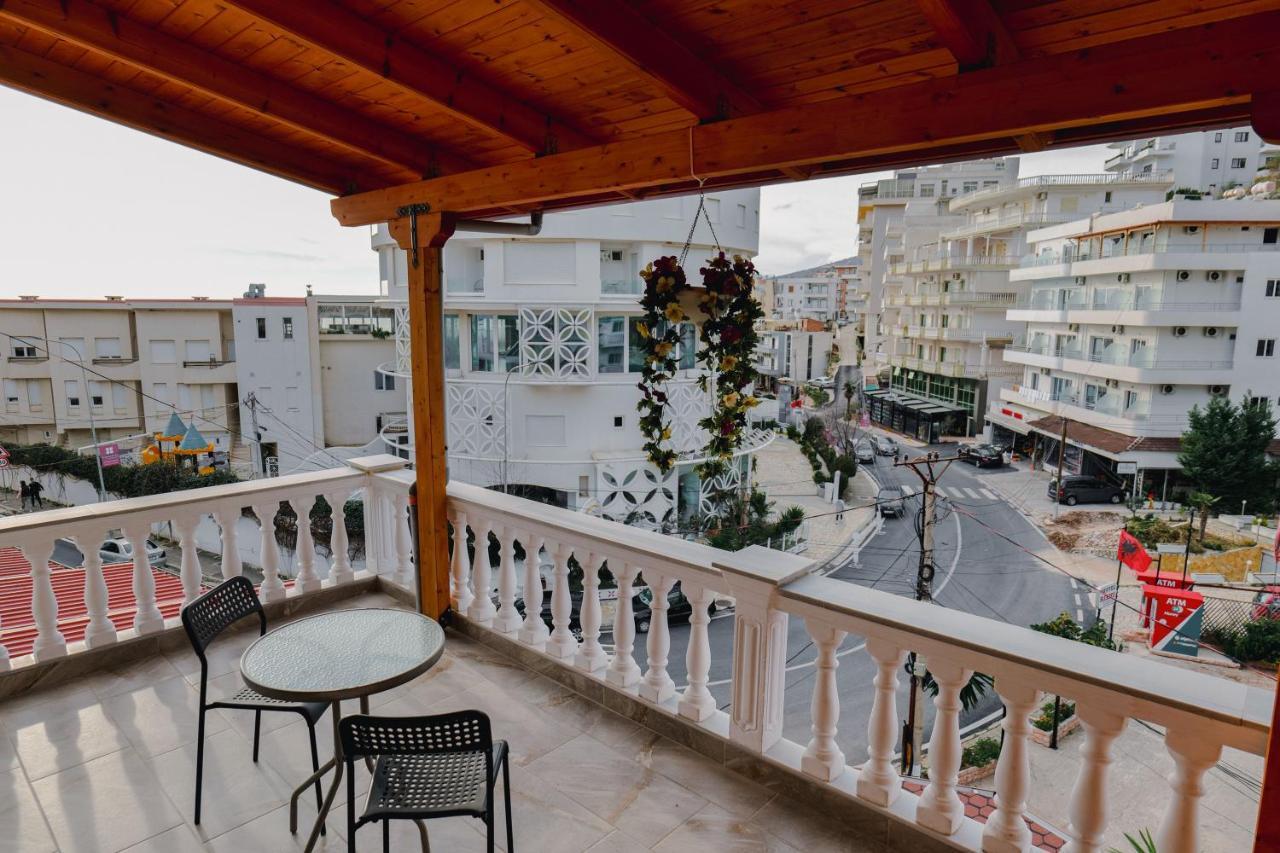 Vila Jon'A Sarandë Exterior foto