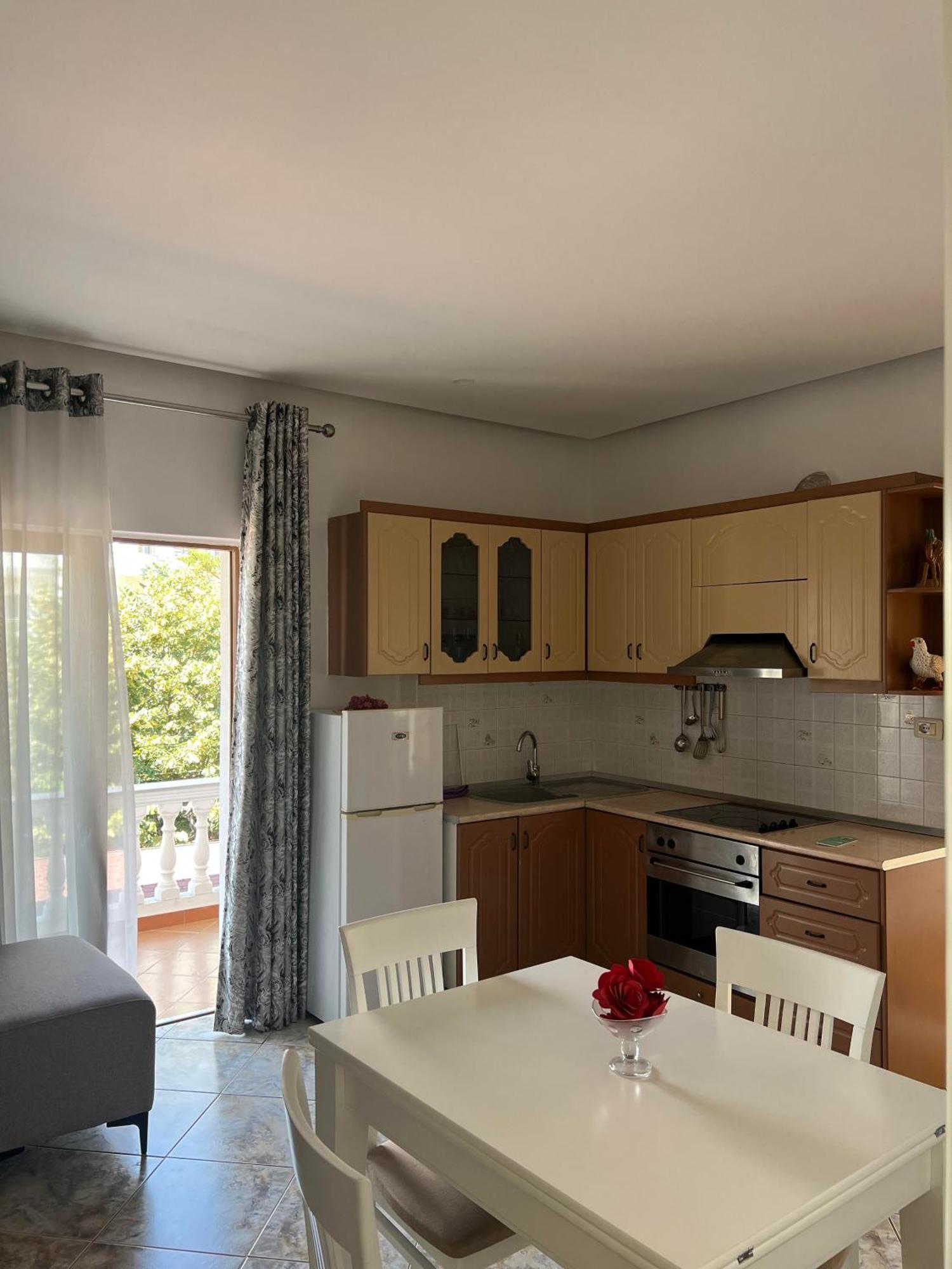 Vila Jon'A Sarandë Exterior foto
