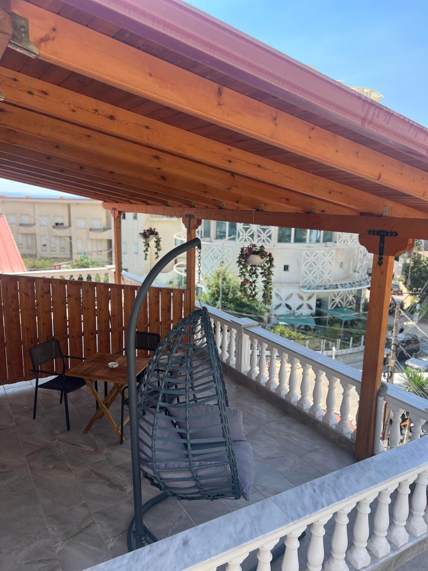 Vila Jon'A Sarandë Exterior foto